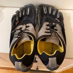 Vibram Fivefingers (FREE w $40 purchase)